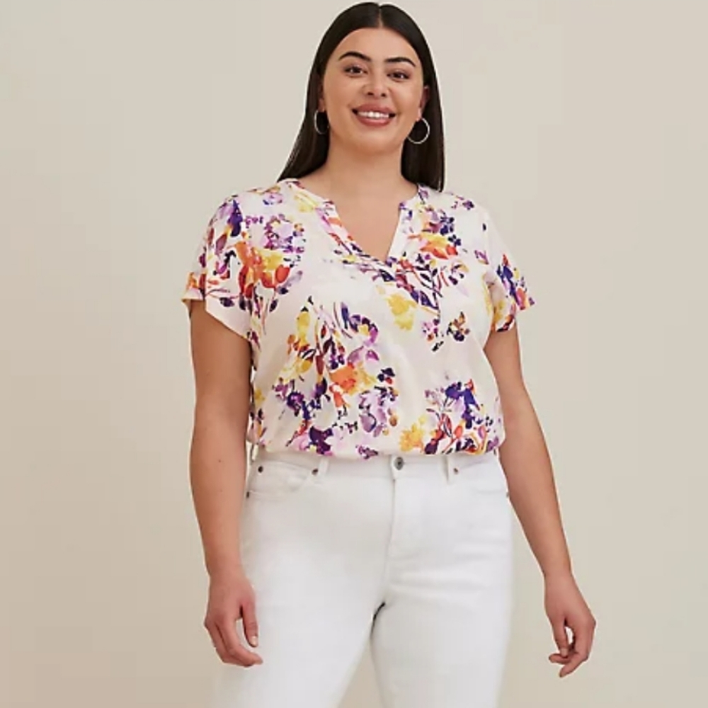 NWT Torrid Split Front Floral Blouse - Picture 2 of 5